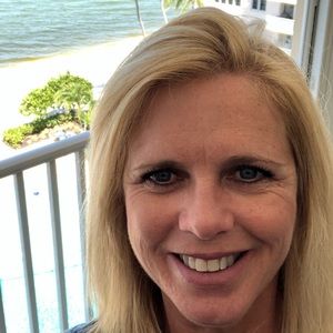 Meet your Posher, Gloriann